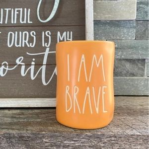 Rae Dunn I am Brave candle